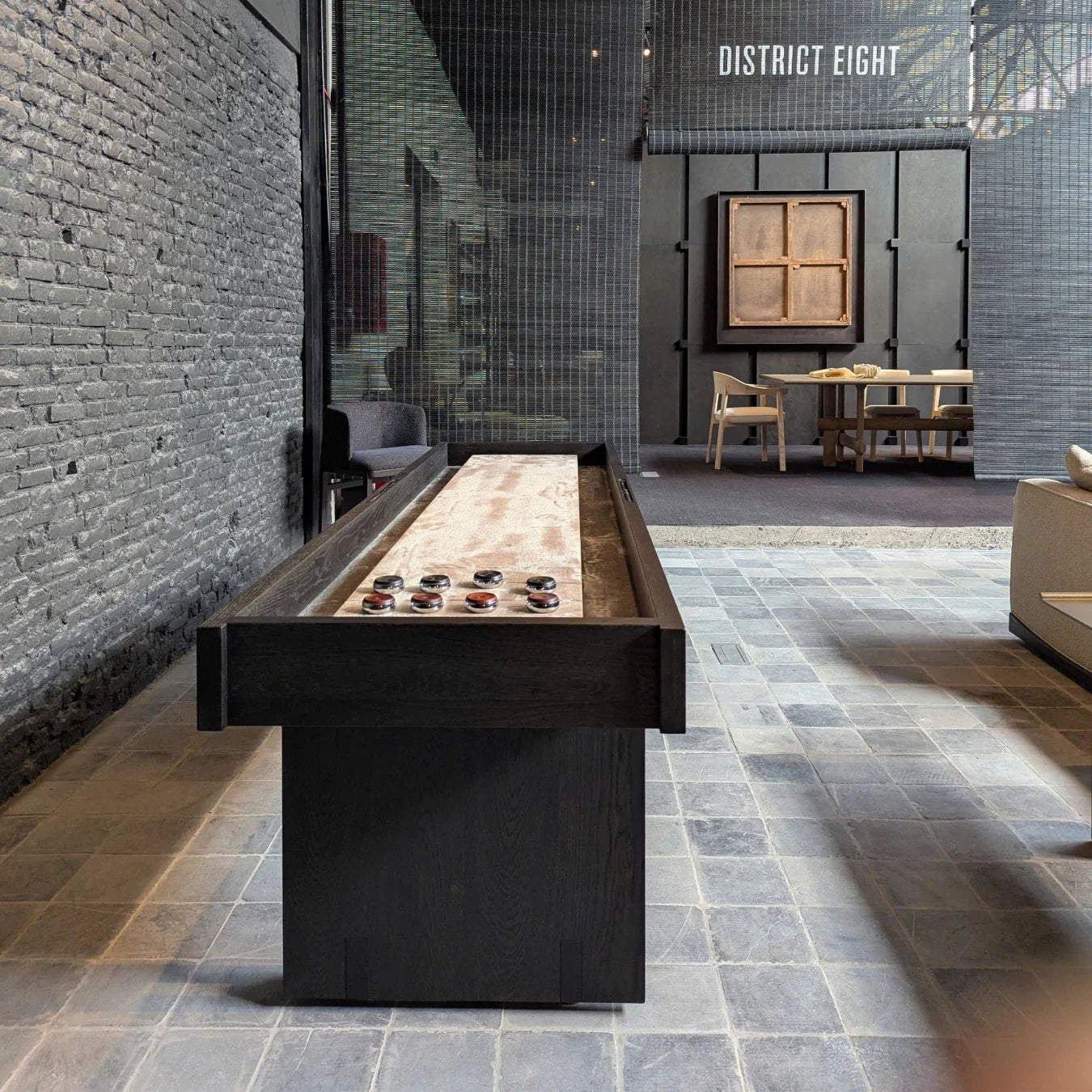 DINH SHUFFLEBOARD TABLE