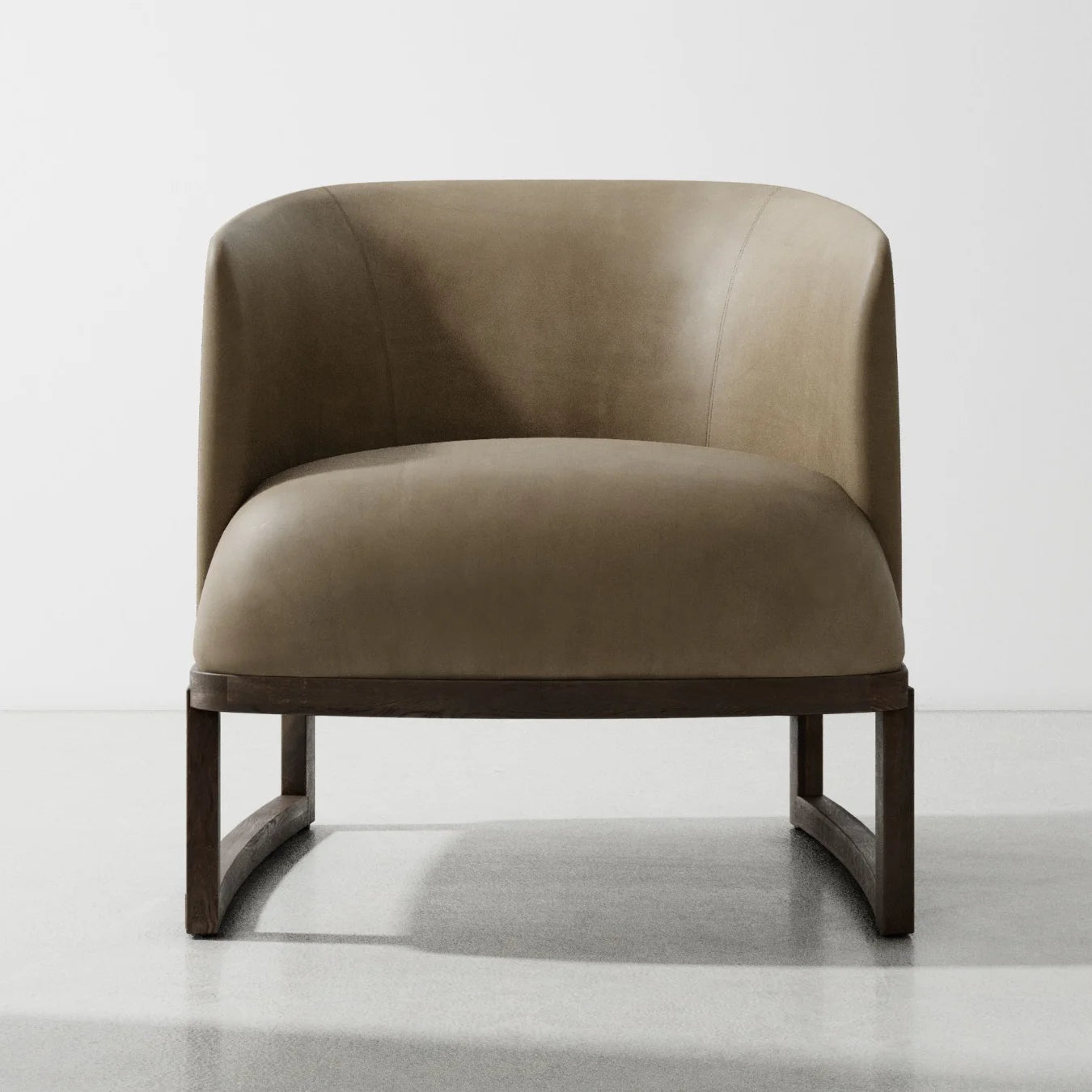 HIDA LOUNGE CHAIR