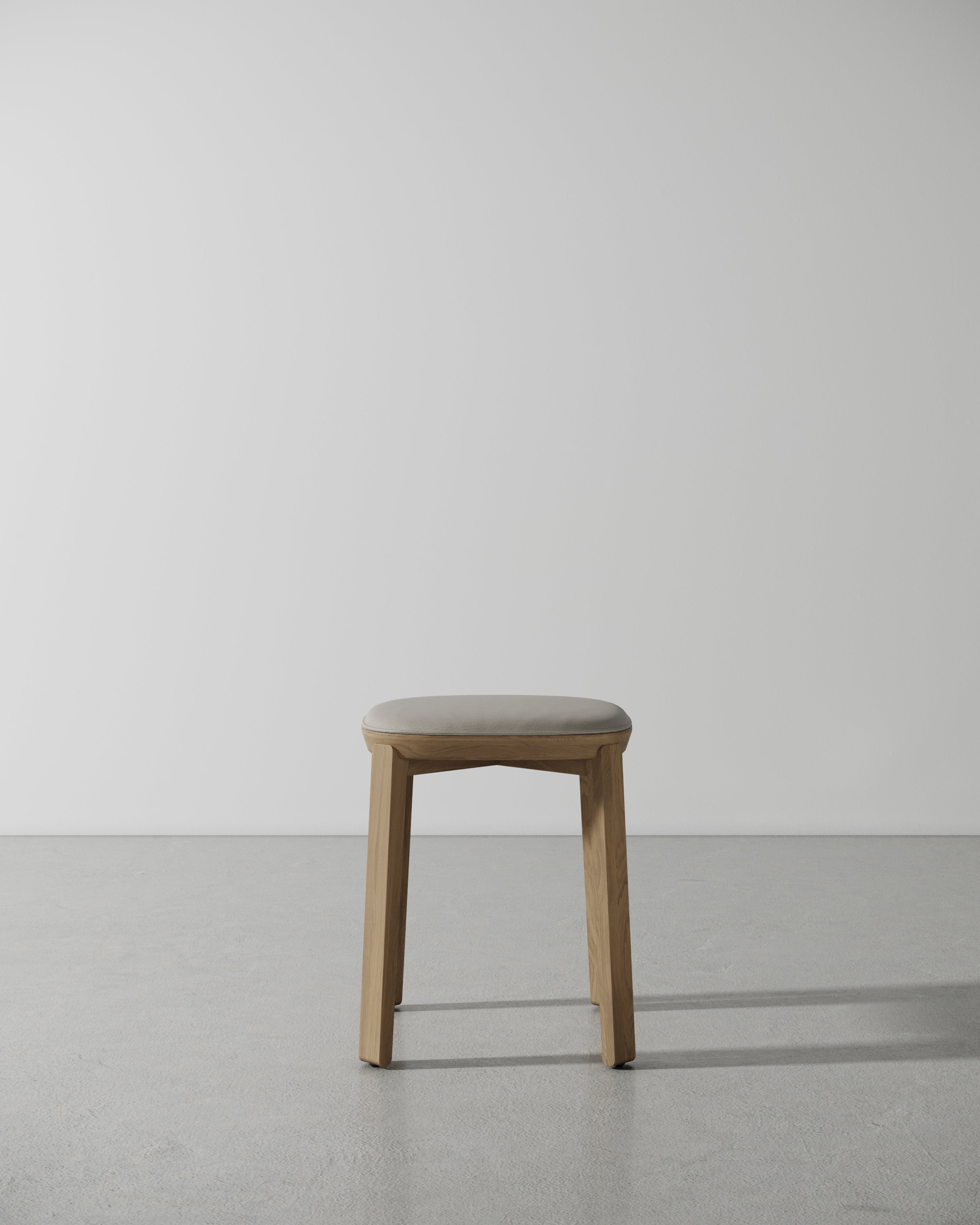 COLLETTE STOOL