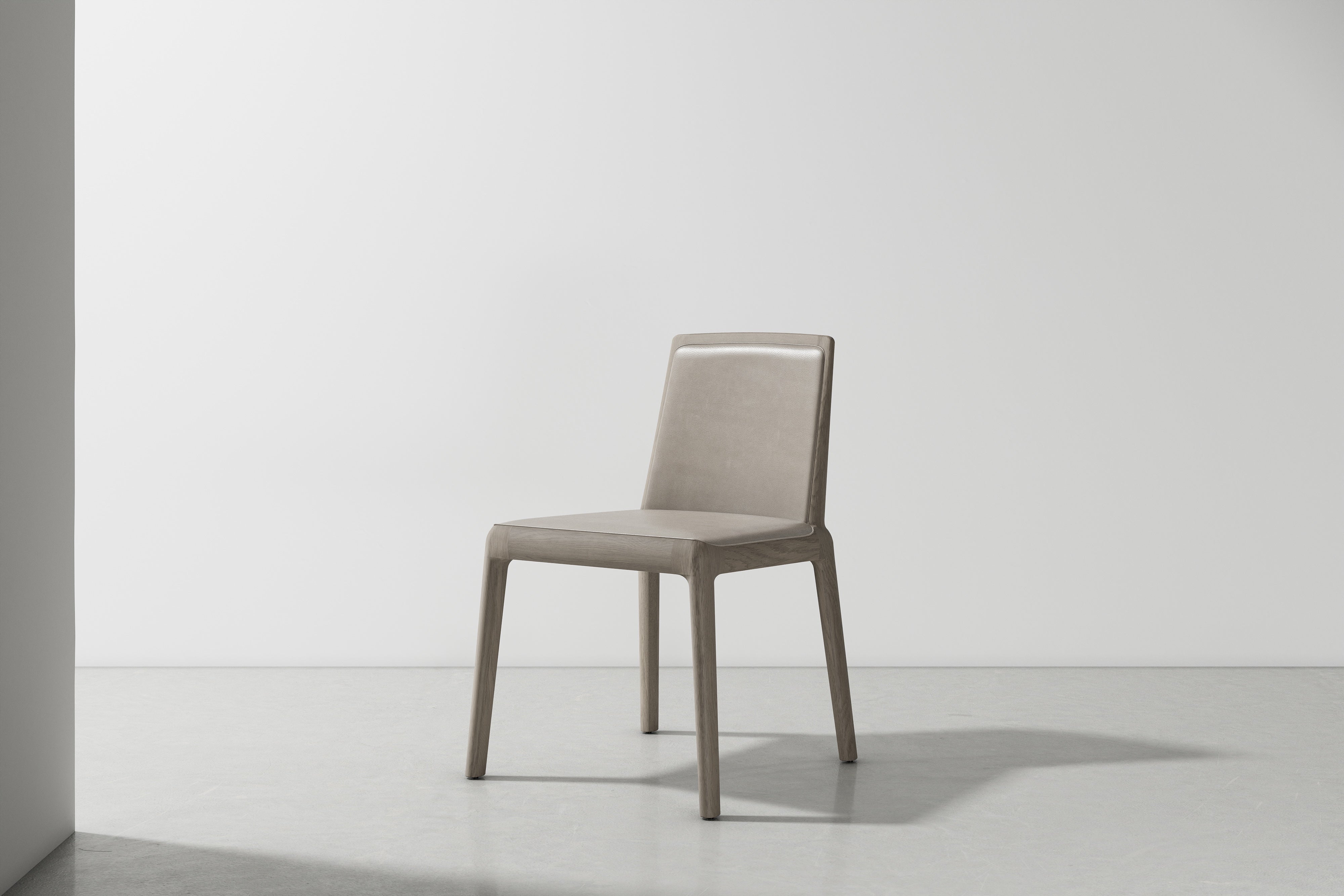 NÔM DINING CHAIR