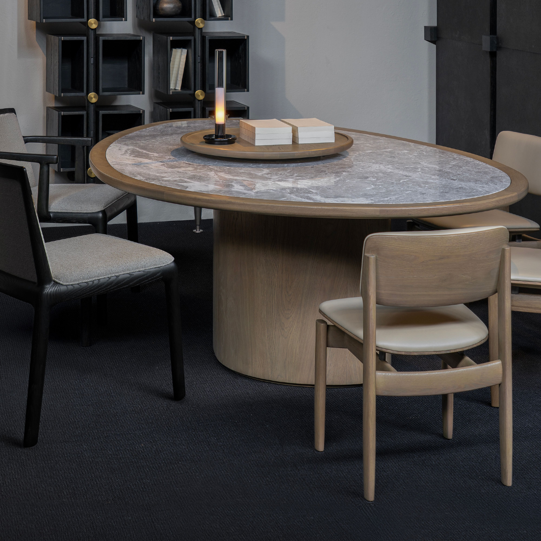 ORA DINING TABLE