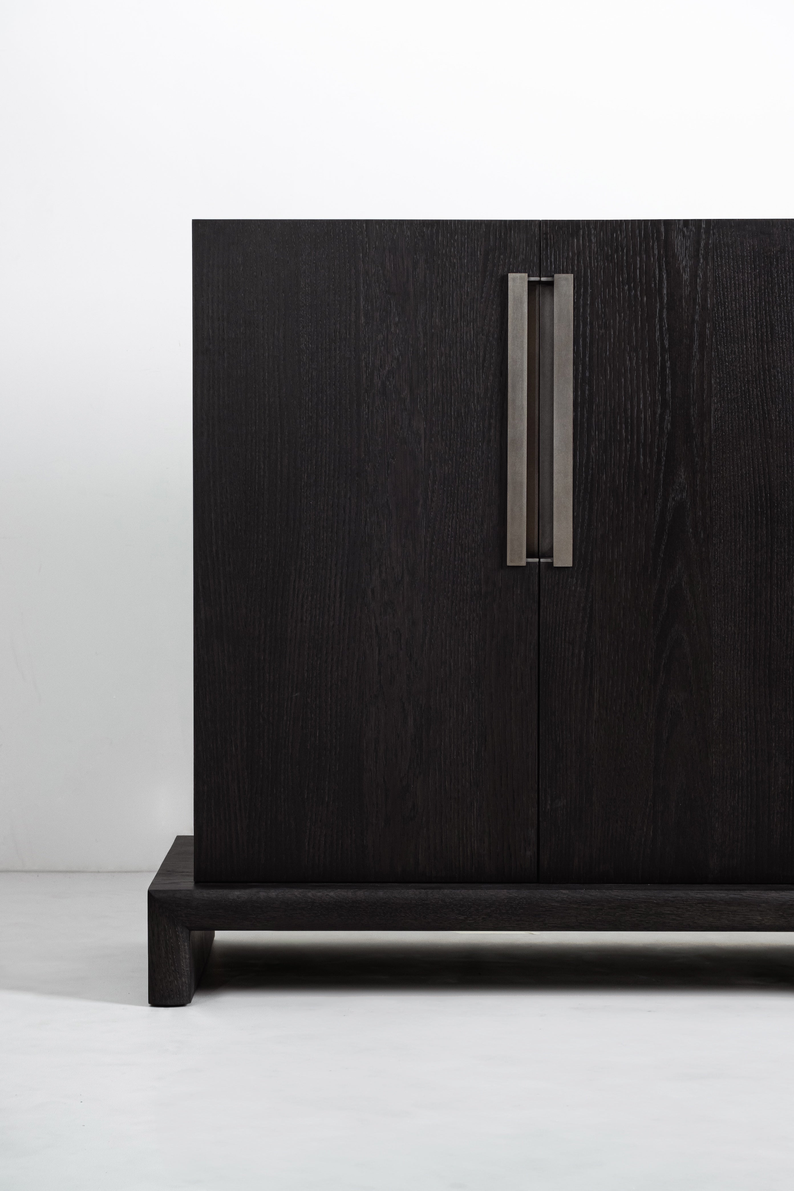 NEN SIDEBOARD