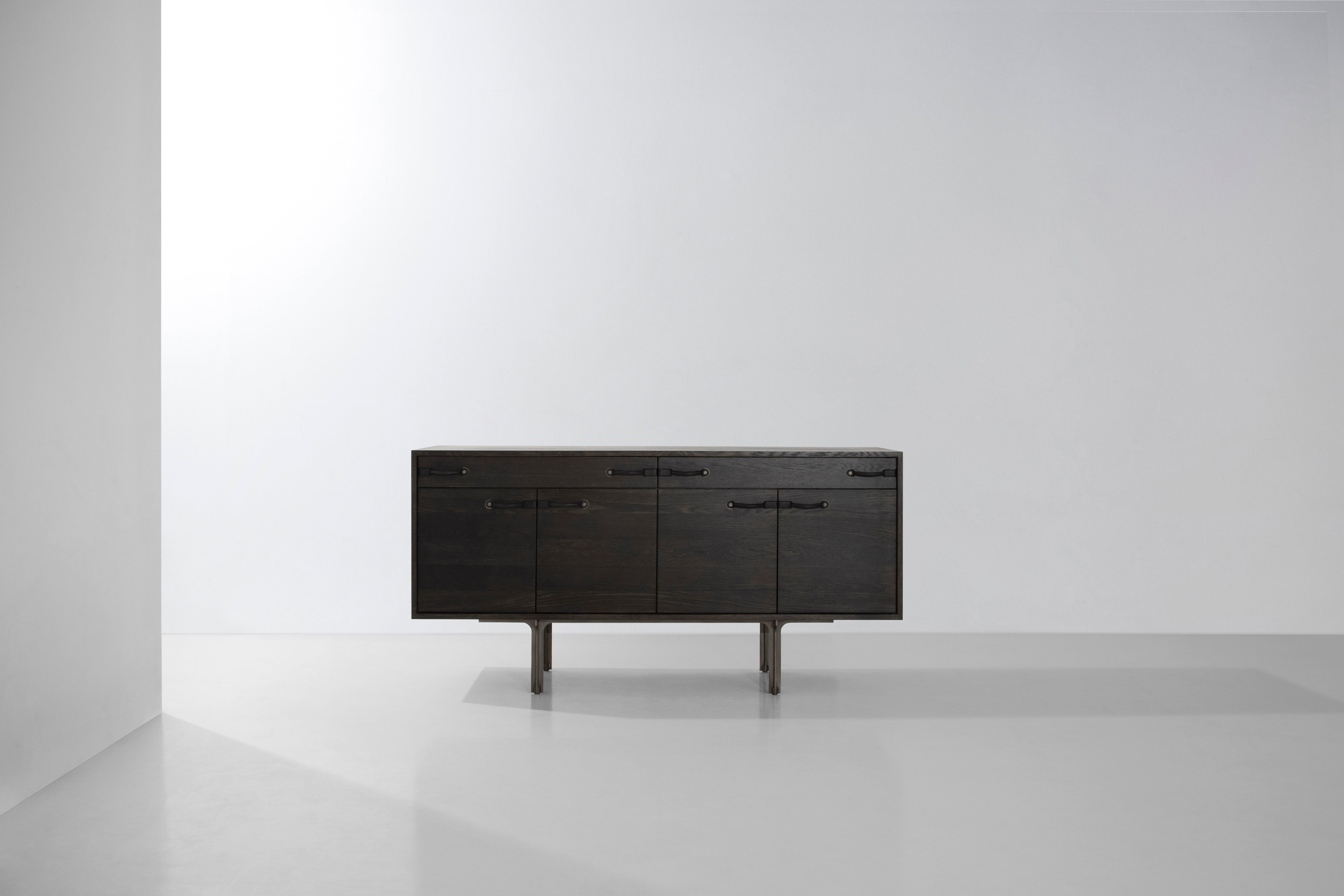 TOTE CREDENZA